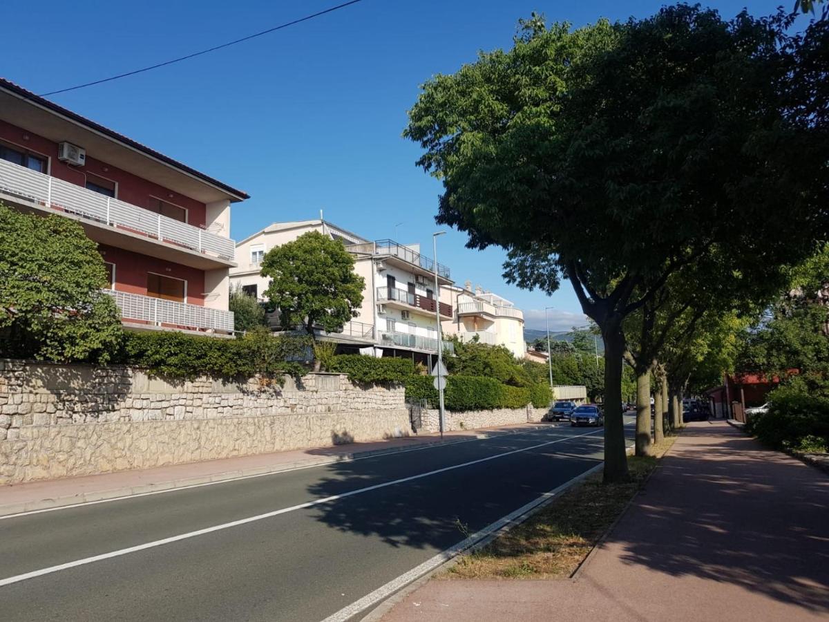 Apartment Kolaric Novi Vinodolski Εξωτερικό φωτογραφία